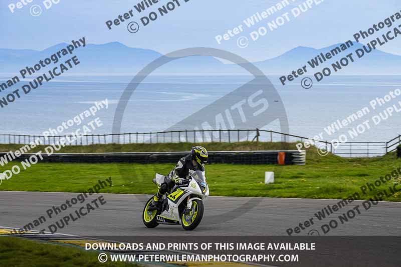 anglesey no limits trackday;anglesey photographs;anglesey trackday photographs;enduro digital images;event digital images;eventdigitalimages;no limits trackdays;peter wileman photography;racing digital images;trac mon;trackday digital images;trackday photos;ty croes